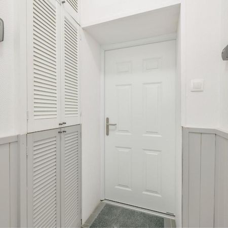 Dom & House - Apartamenty Kamienica Sopocka 150 Metrow Od Plazy Sopot Ngoại thất bức ảnh