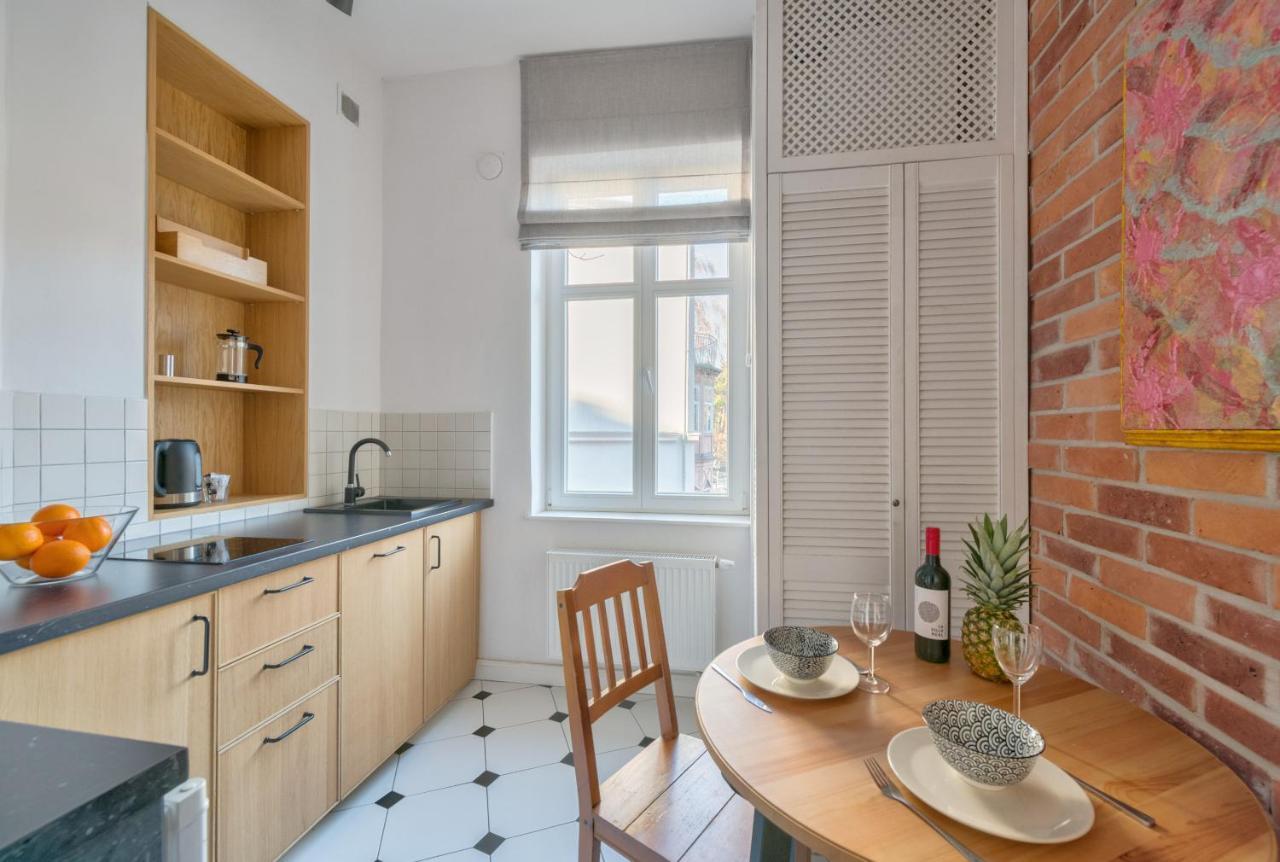 Dom & House - Apartamenty Kamienica Sopocka 150 Metrow Od Plazy Sopot Ngoại thất bức ảnh