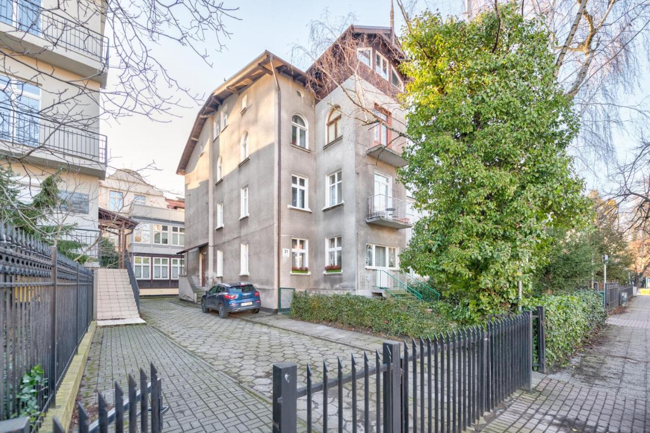 Dom & House - Apartamenty Kamienica Sopocka 150 Metrow Od Plazy Sopot Ngoại thất bức ảnh